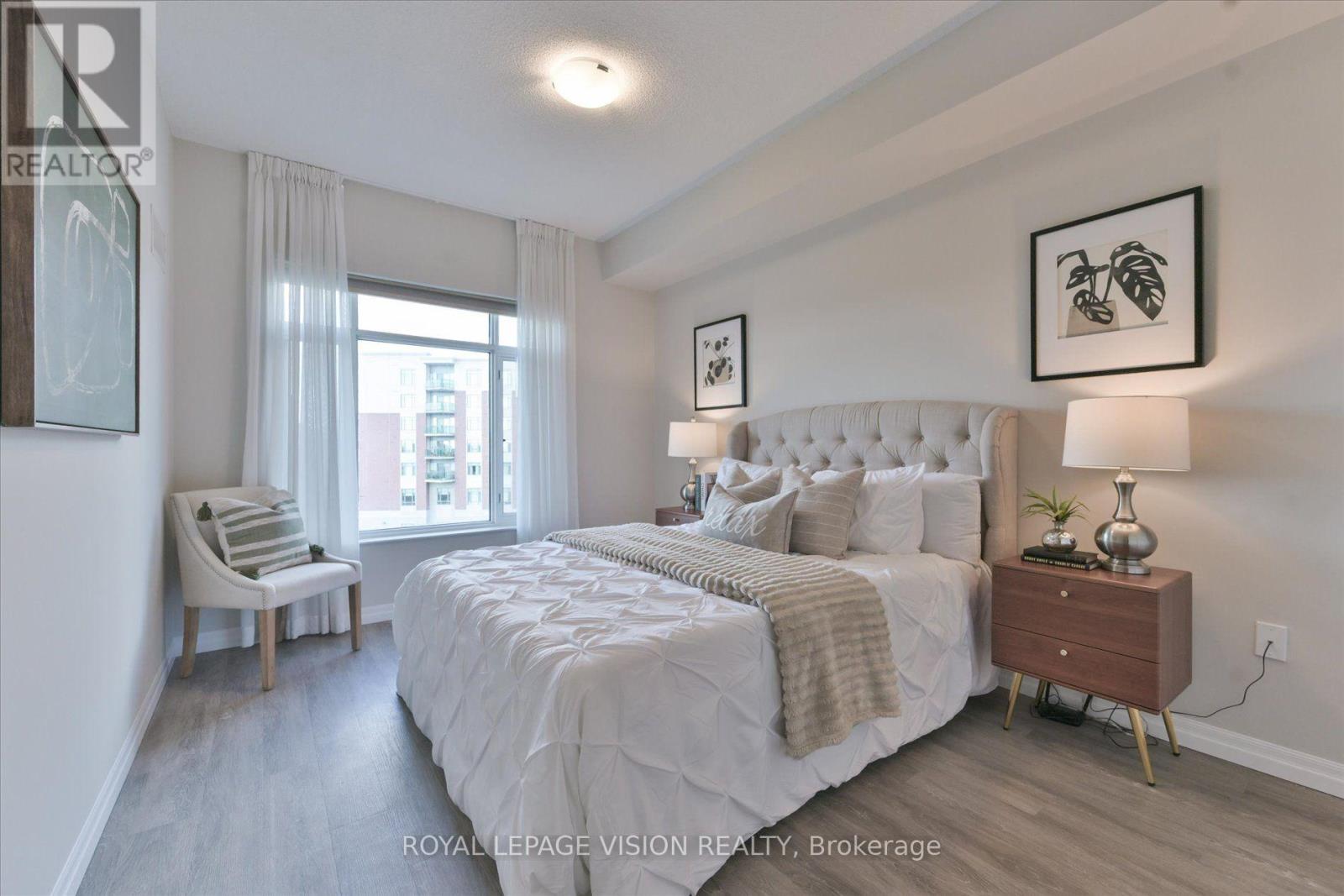 #403 440 WILLIAM GRAHAM DRIVE - 18