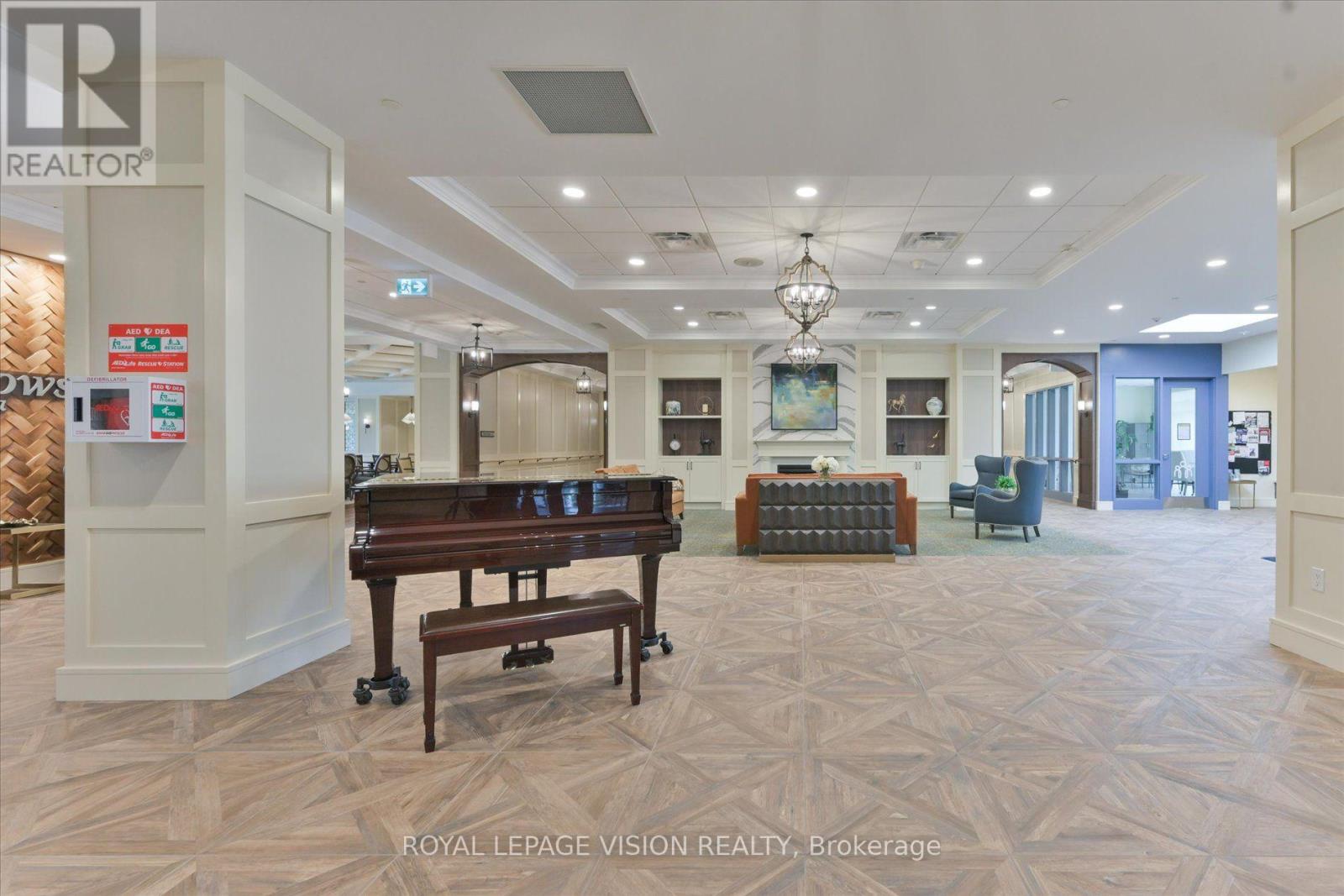 #403 440 WILLIAM GRAHAM DRIVE - 26