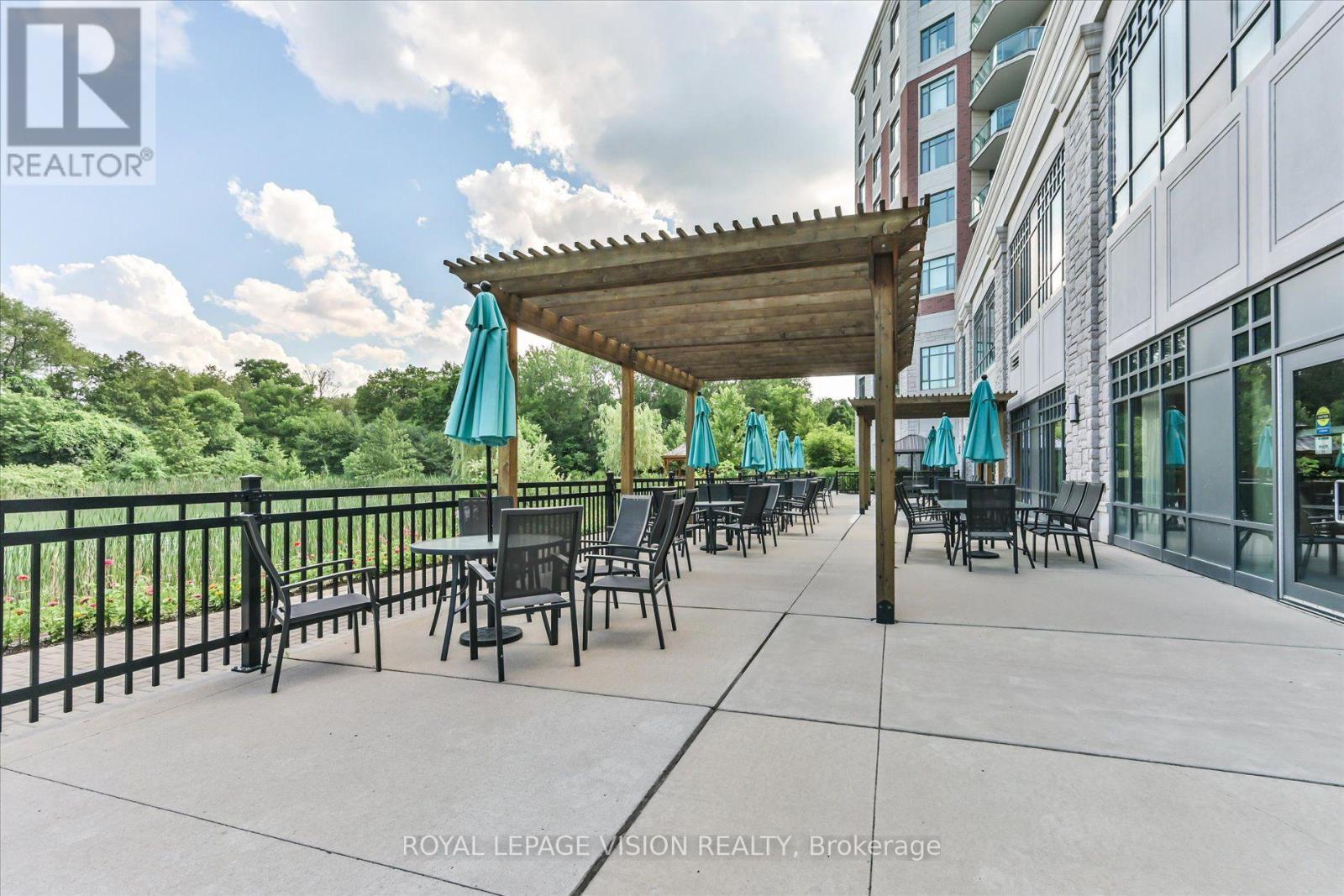 #403 440 WILLIAM GRAHAM DRIVE - 30