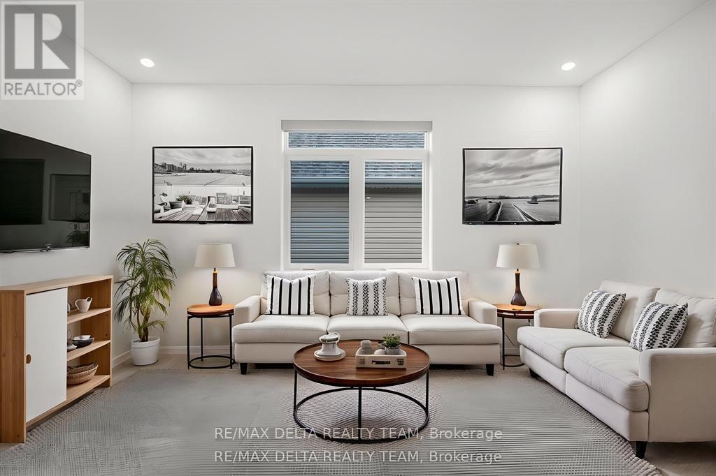 39 ANGEL HEIGHTS - 25