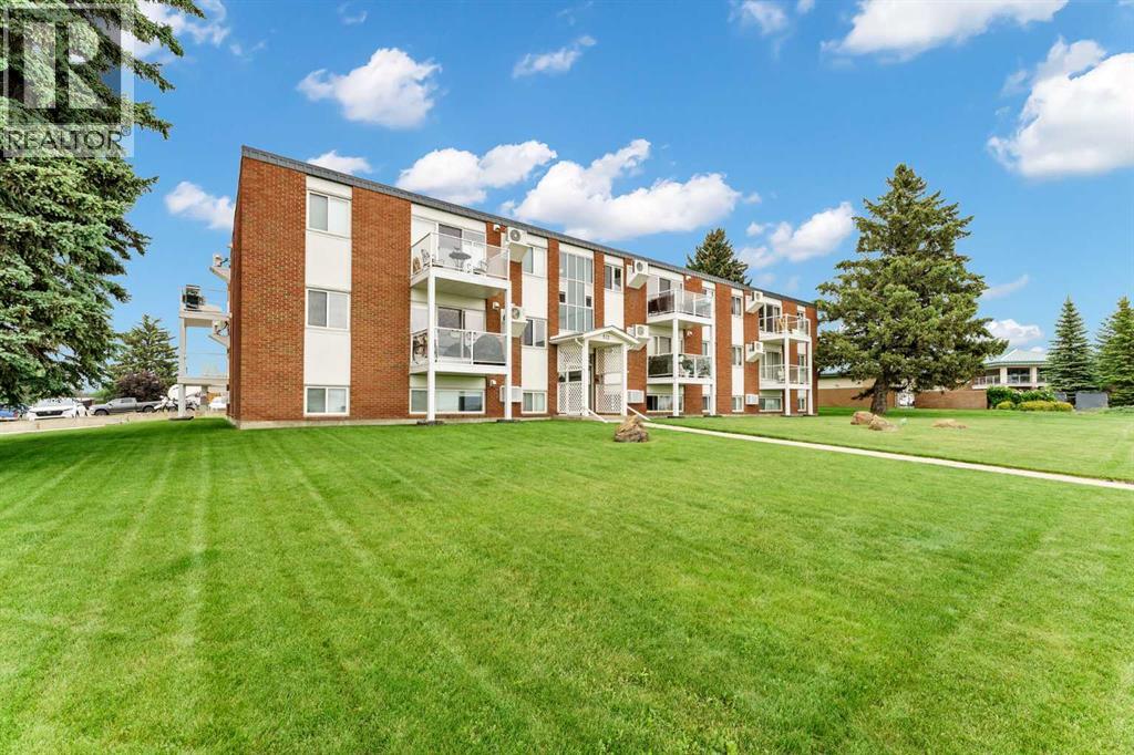 #6 512 McCutcheon Drive NW - 32