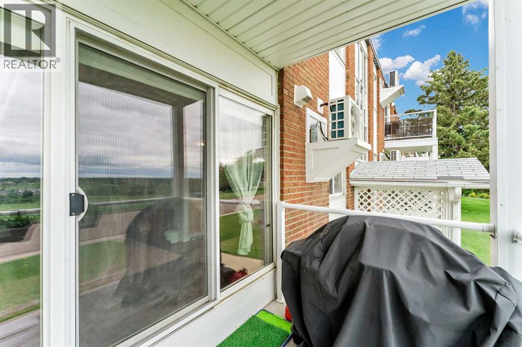 #6 512 McCutcheon Drive NW - 26