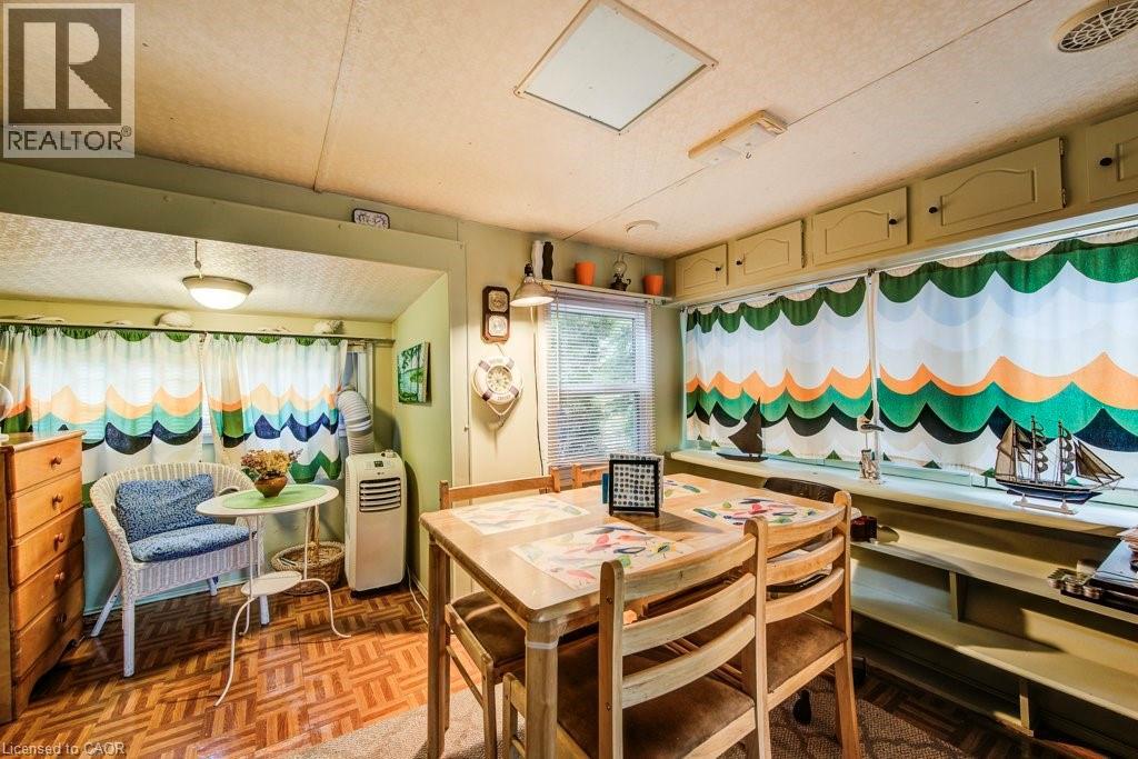 691 OAK Crescent - 12