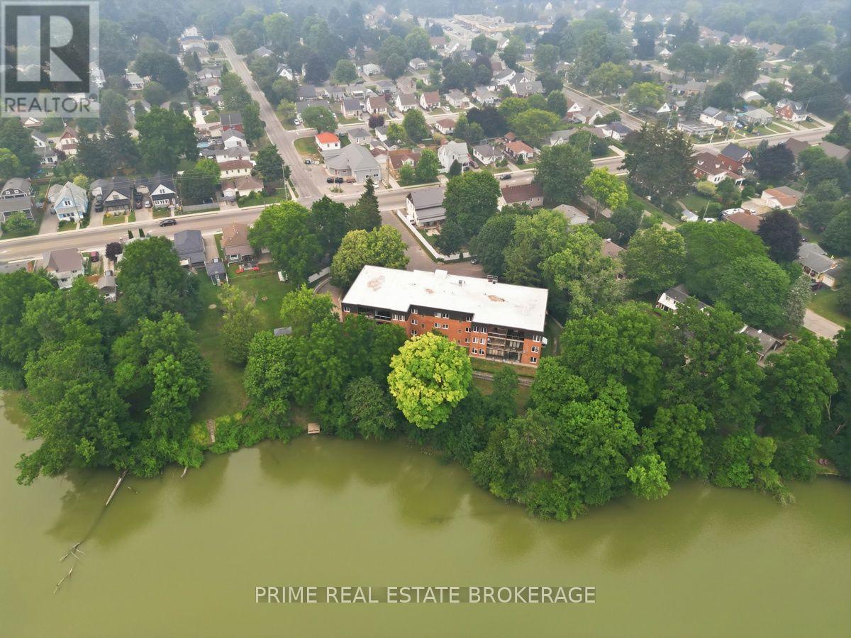 #3 125 ELM STREET - Image 49