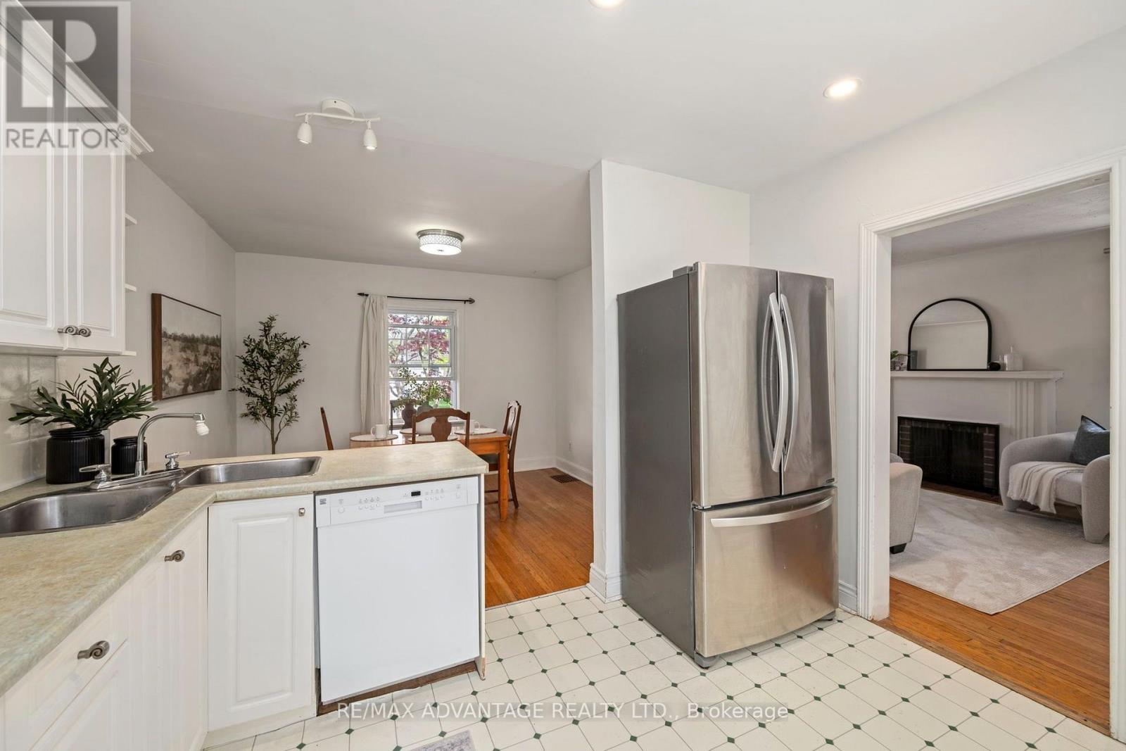 543 CHESTER STREET - 10