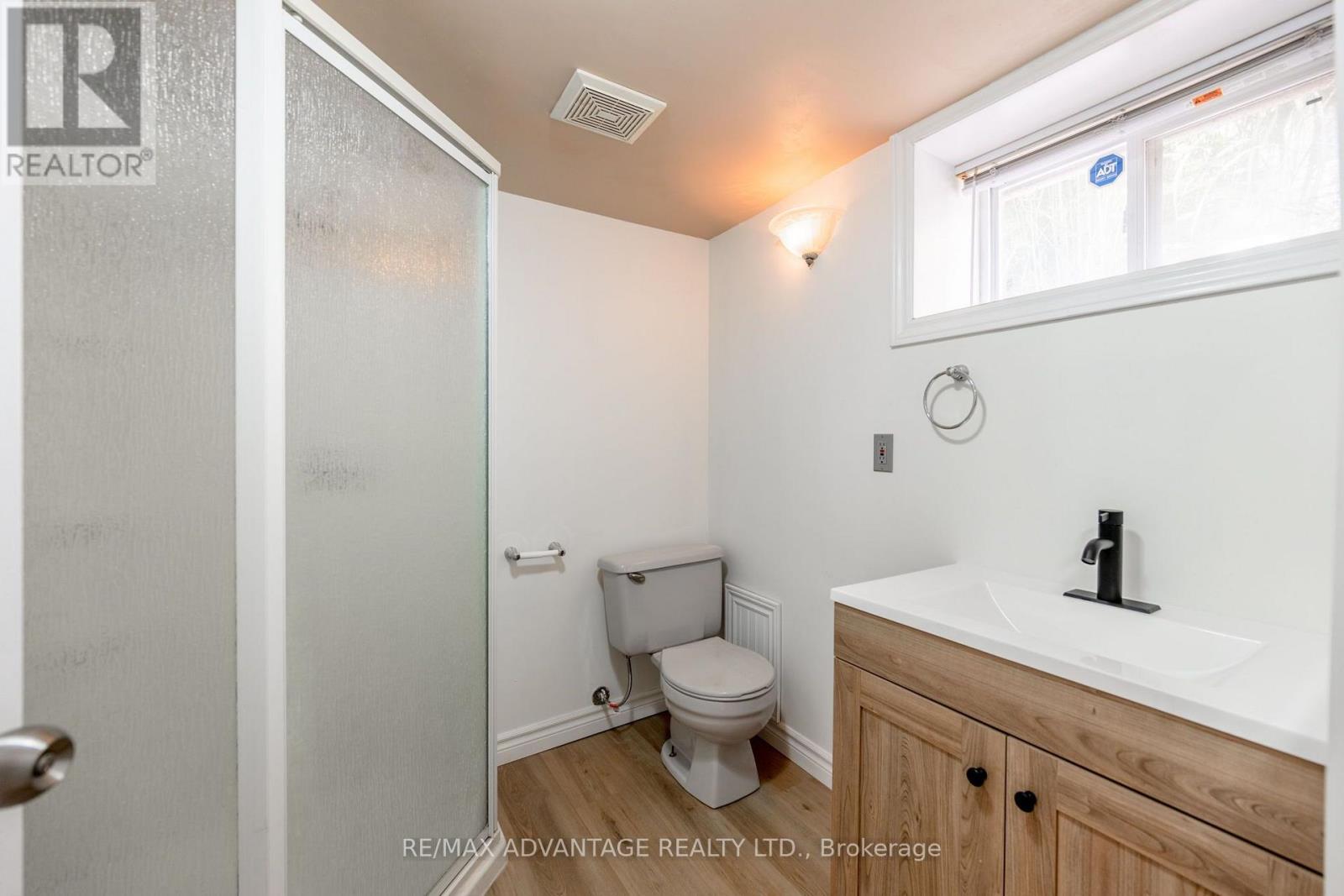 543 CHESTER STREET - 23