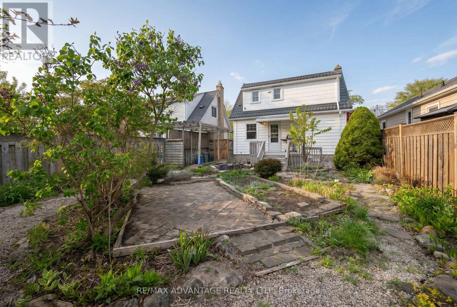 543 CHESTER STREET - 26