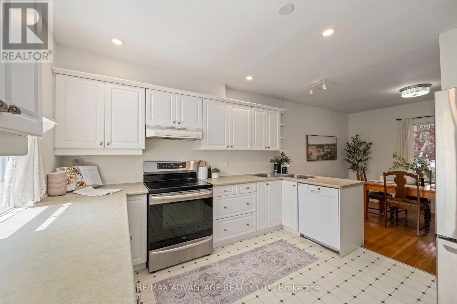 543 CHESTER STREET - 8