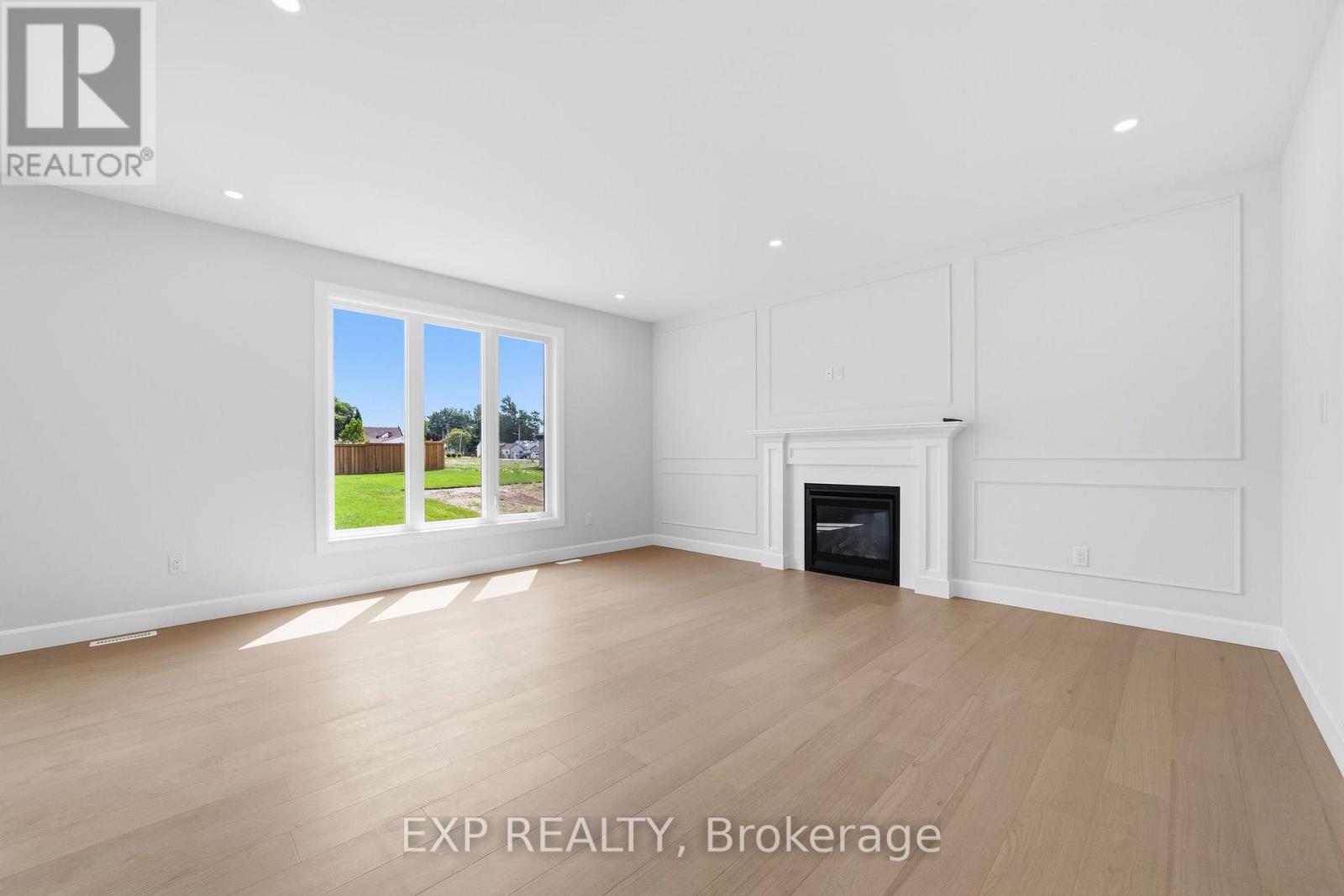 253 JOHN STREET - 14