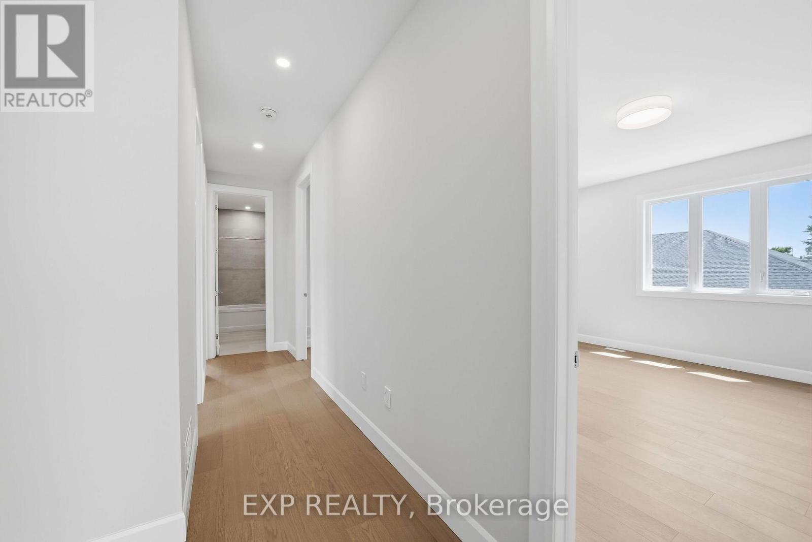 253 JOHN STREET - 20