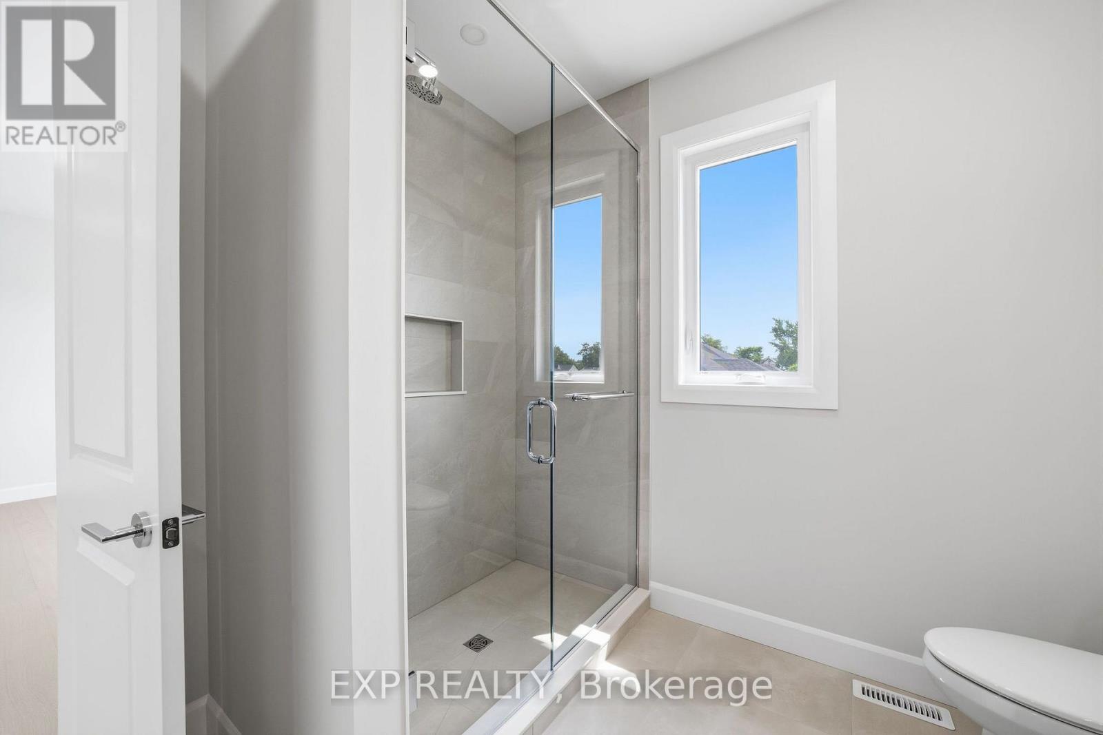 253 JOHN STREET - 21