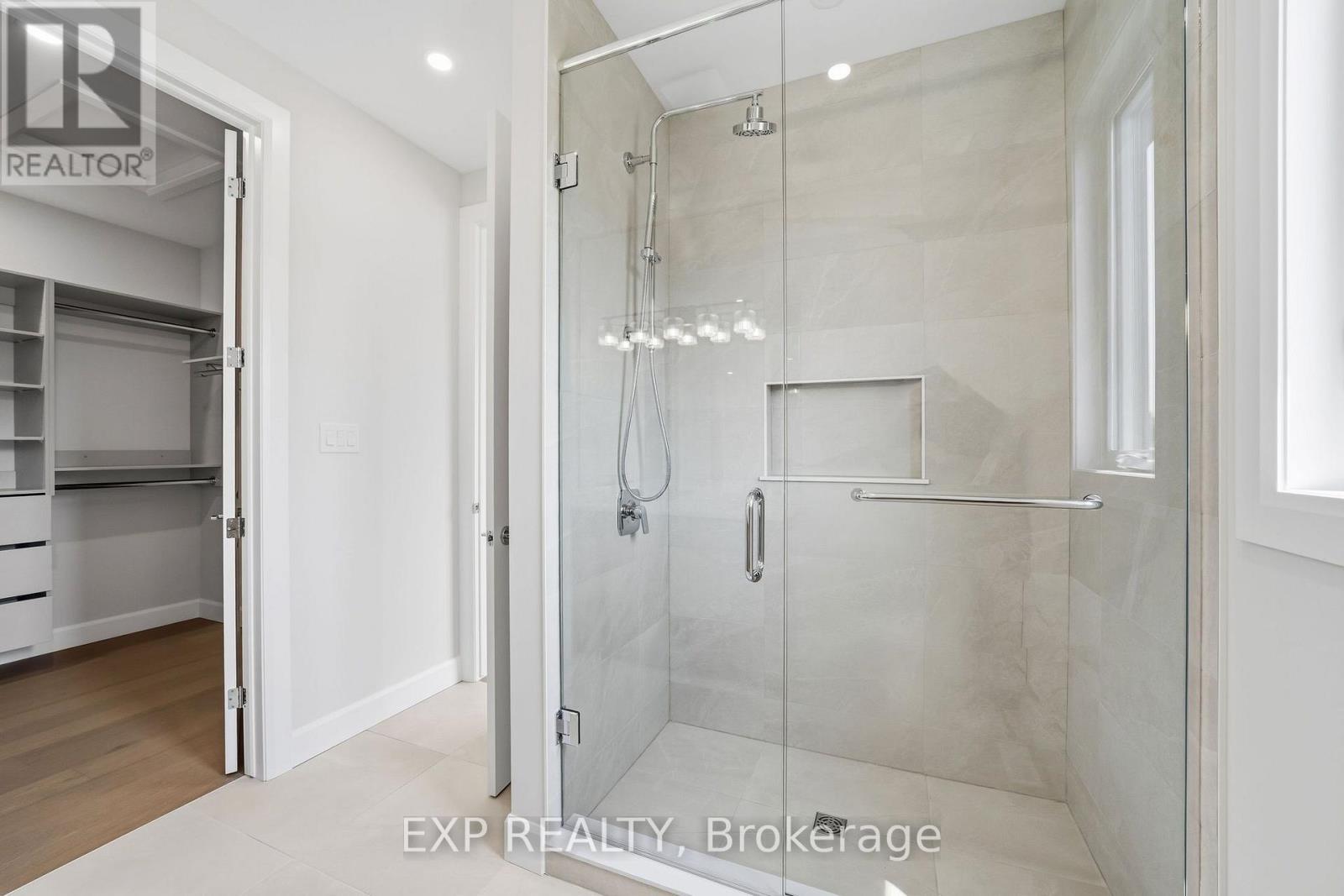 253 JOHN STREET - 22