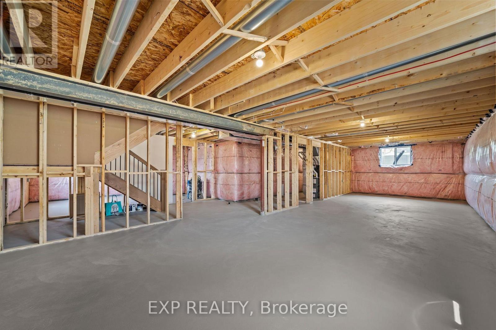 253 JOHN STREET - 33