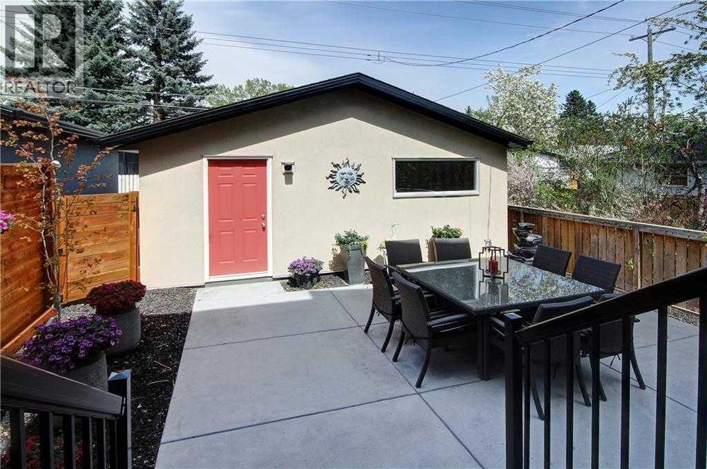 2728 Cochrane Road NW - 38