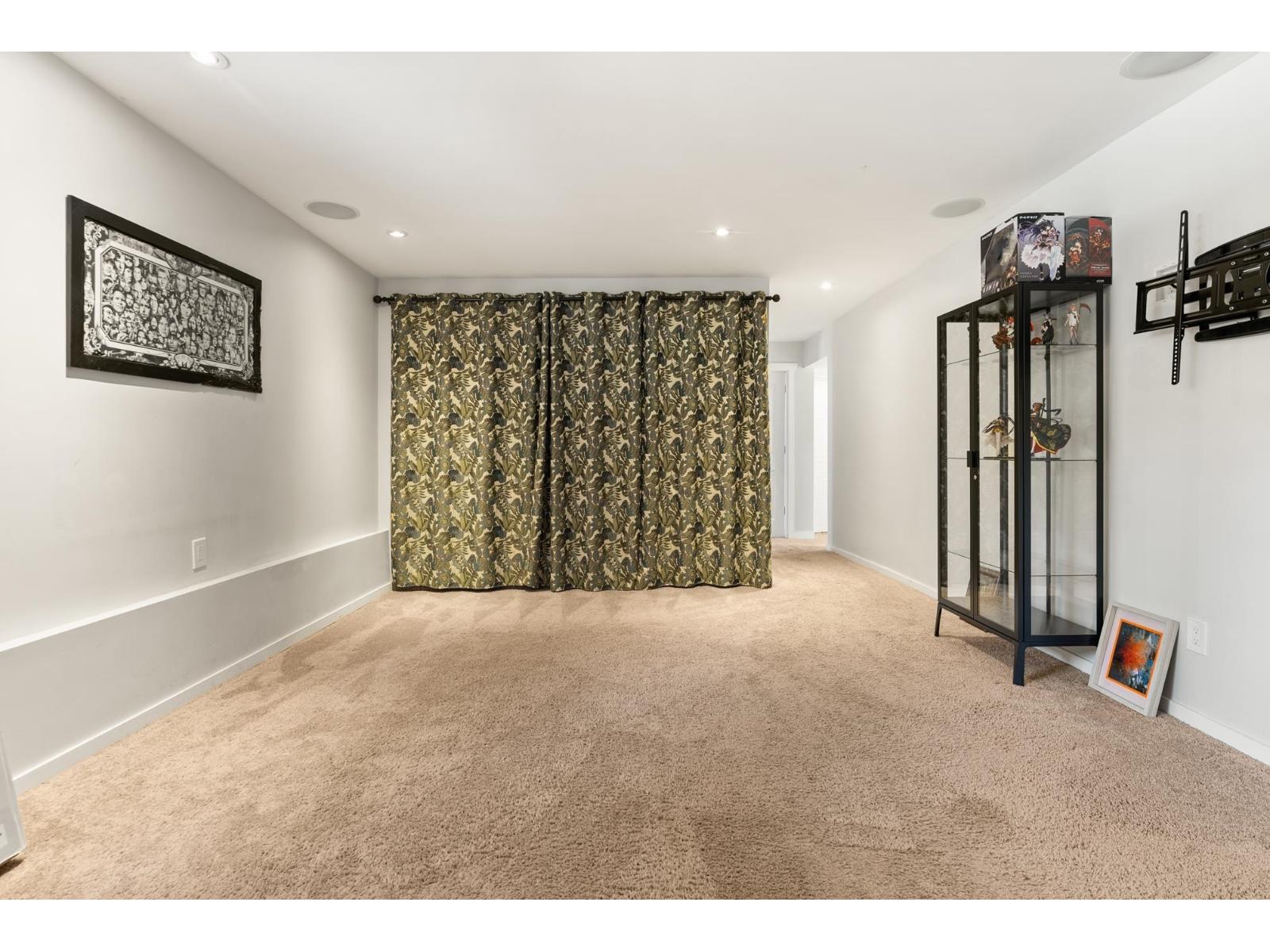 194 CLOVERMEADOW CRESCENT, Langley