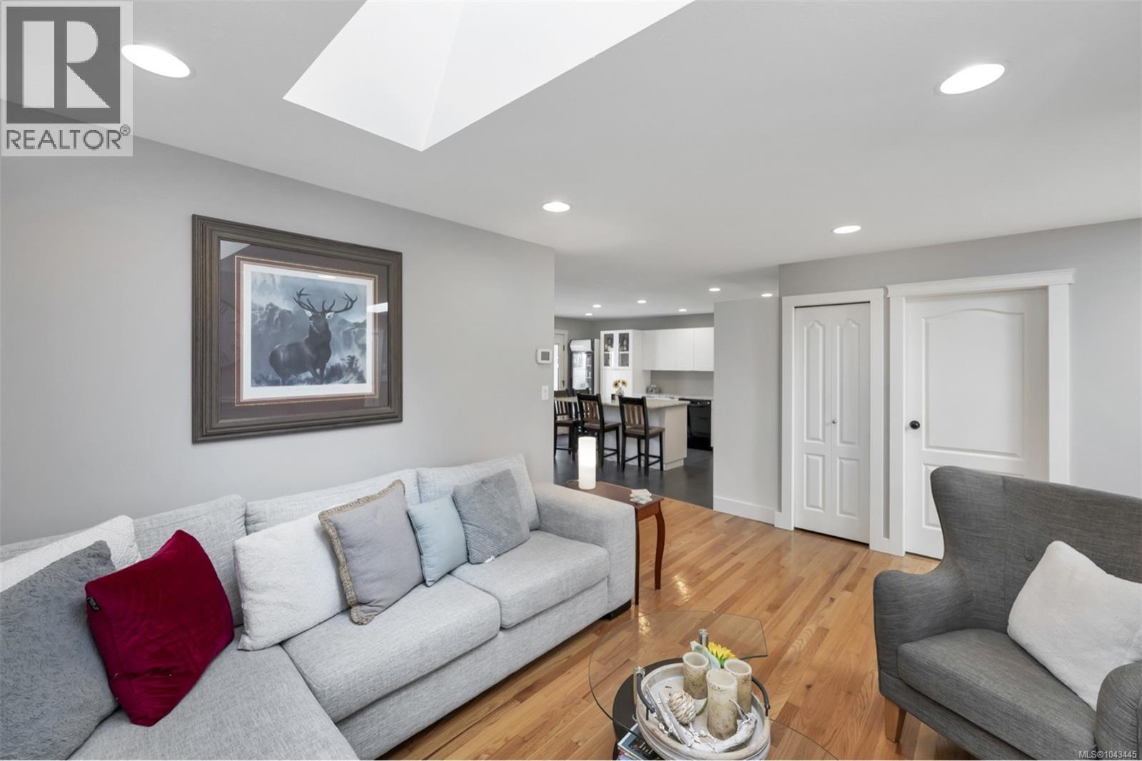 1406 Donnay Dr - 21