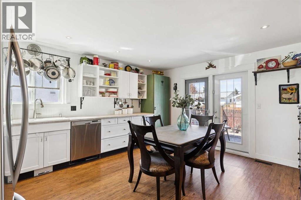 104 Cedarpark Drive SW - 18