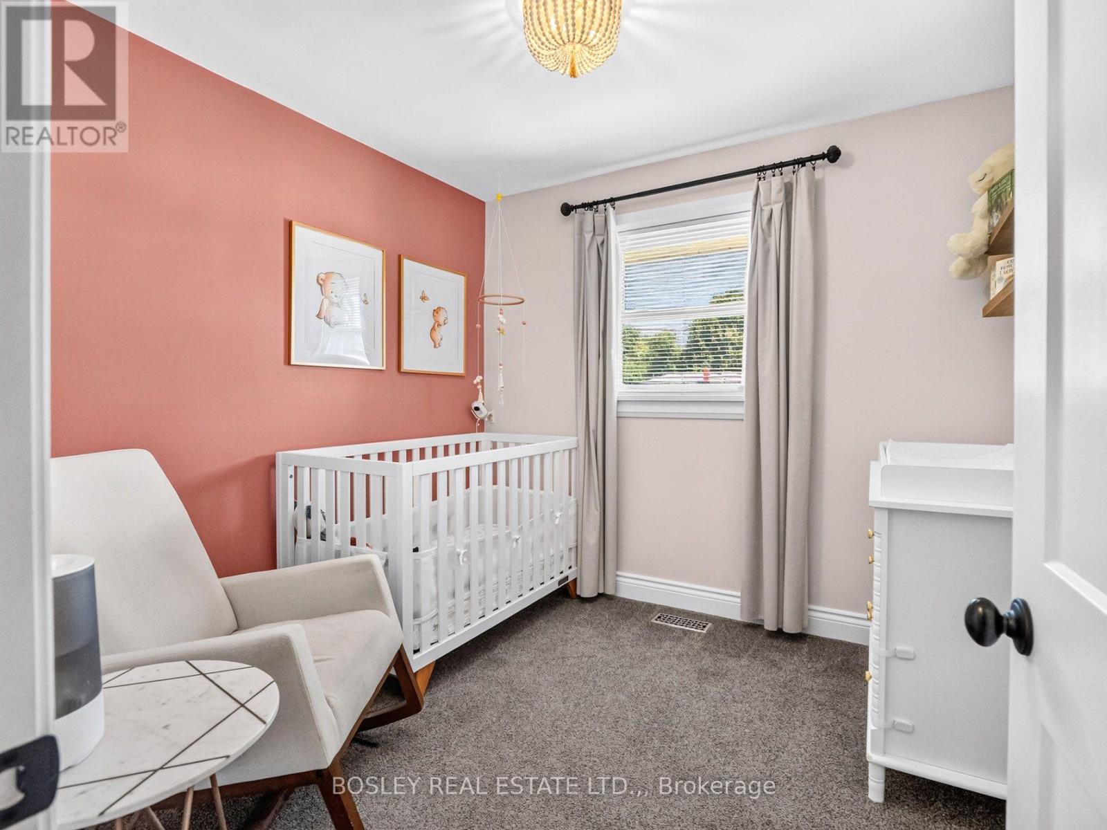 42 LINDEL CRESCENT - 15