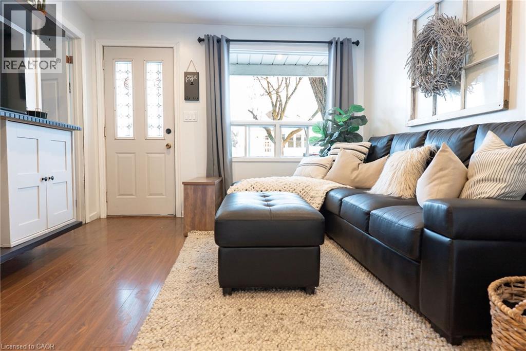717 KNOX Avenue - 14