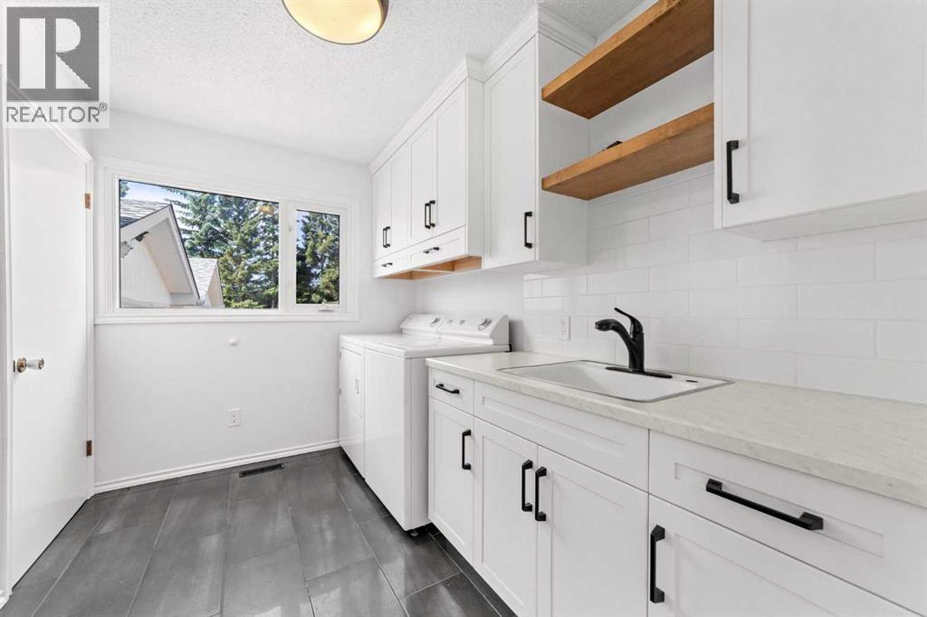 5209 51 Street - 7