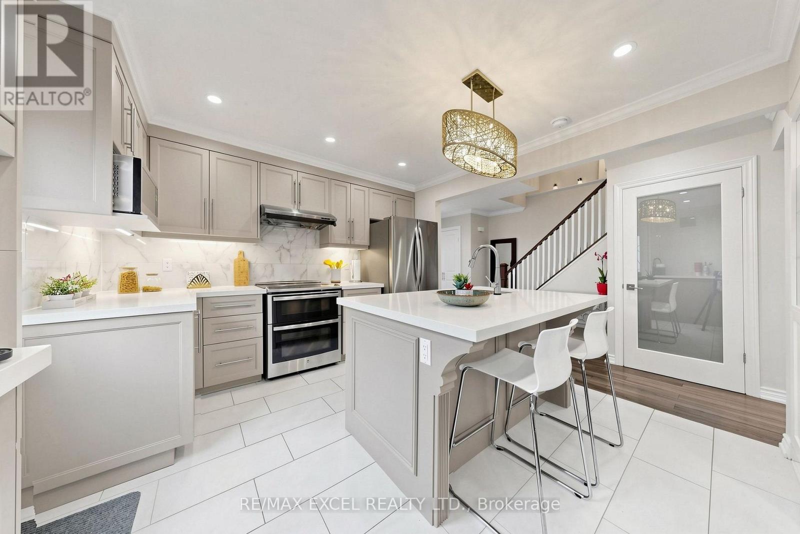 116 GLEN SPRINGS DRIVE - Image 15