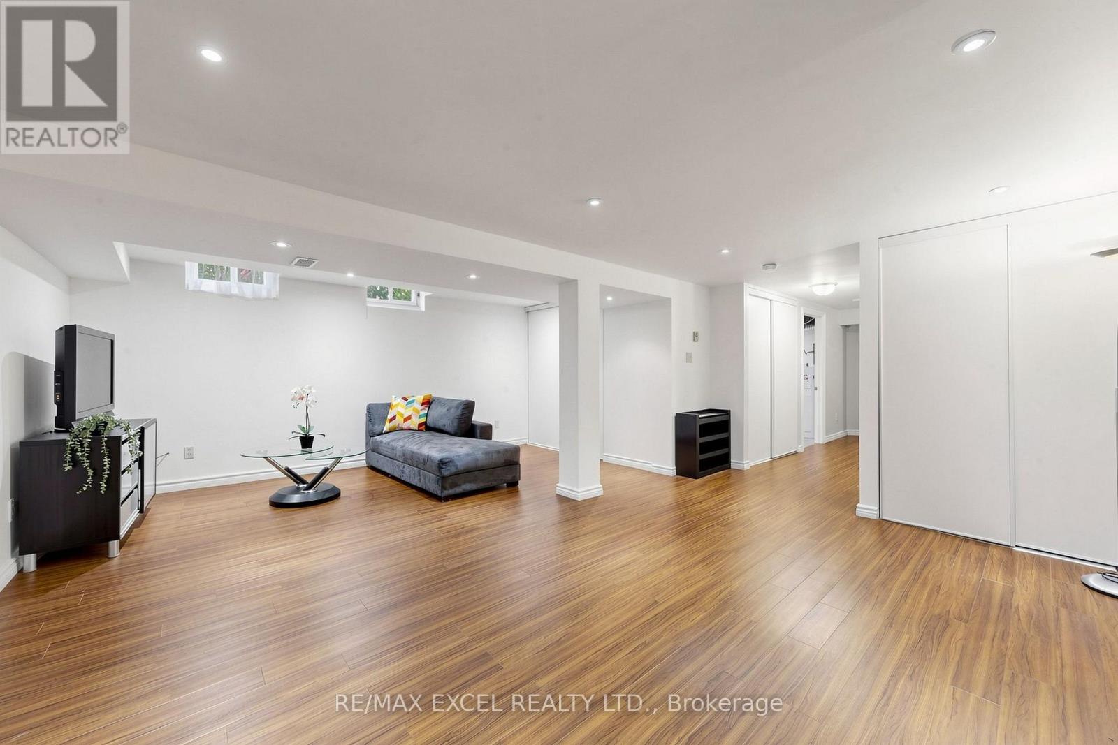 116 GLEN SPRINGS DRIVE - Image 39