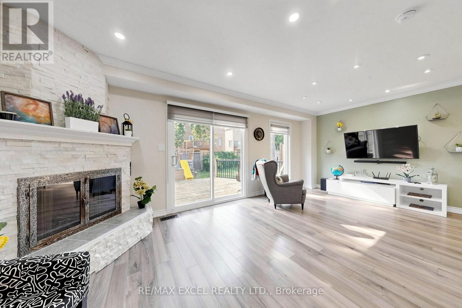 116 GLEN SPRINGS DRIVE - Image 7