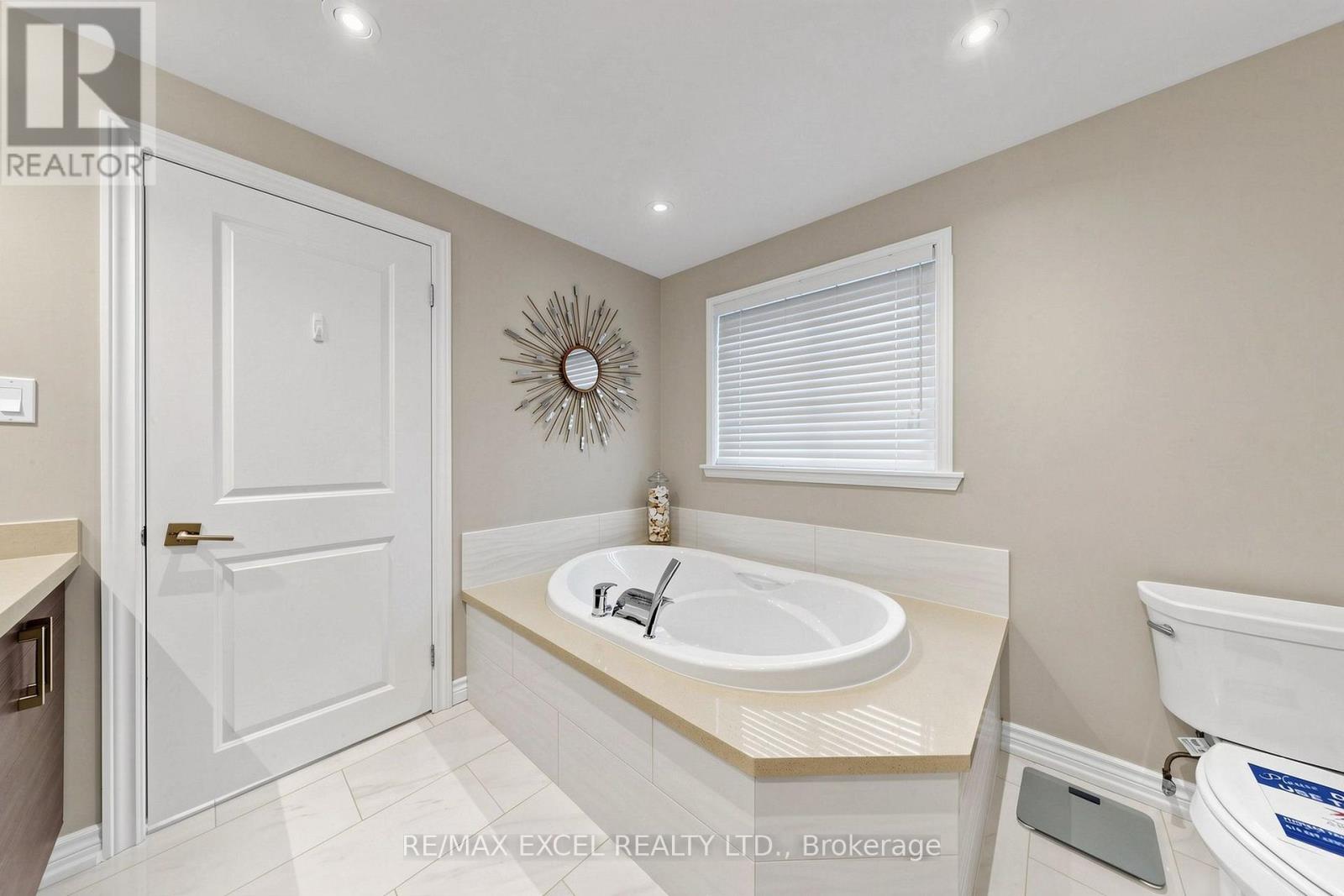 116 GLEN SPRINGS DRIVE - Image 27