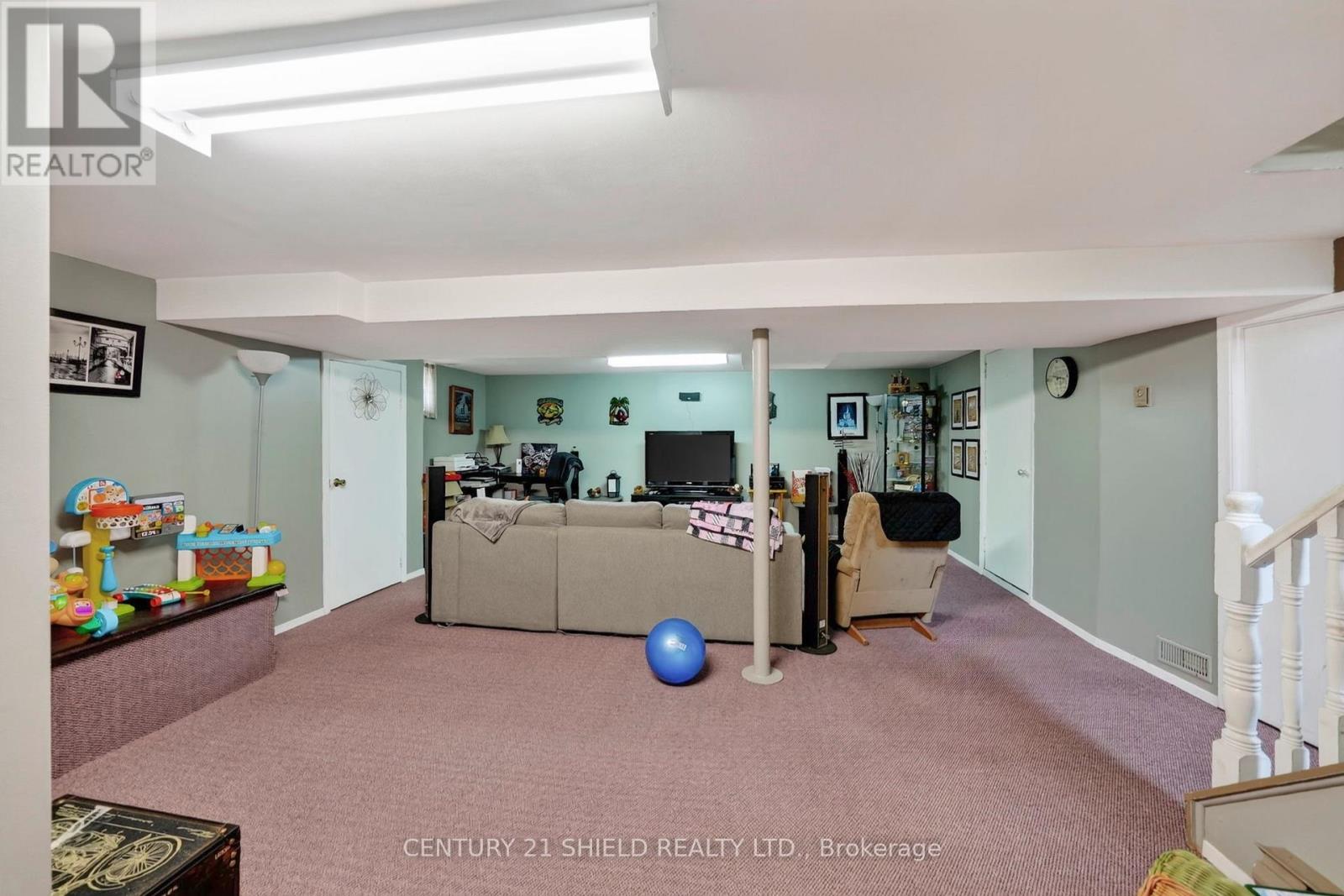 1007 2ND STREET E - 14