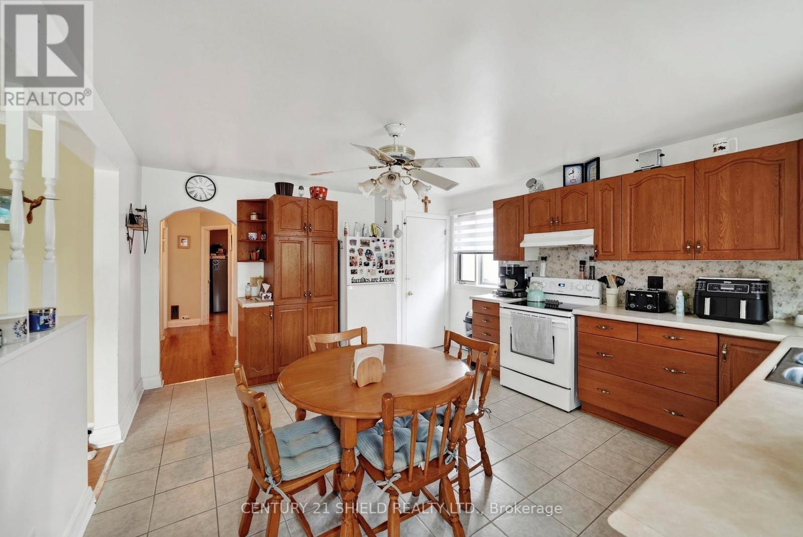 1007 2ND STREET E - 5