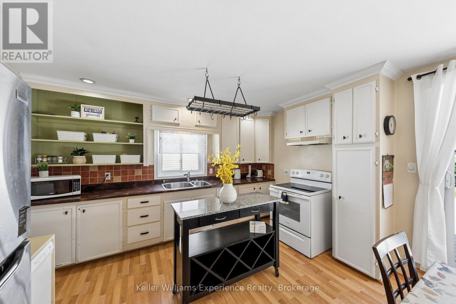 133 BURKE STREET - 13