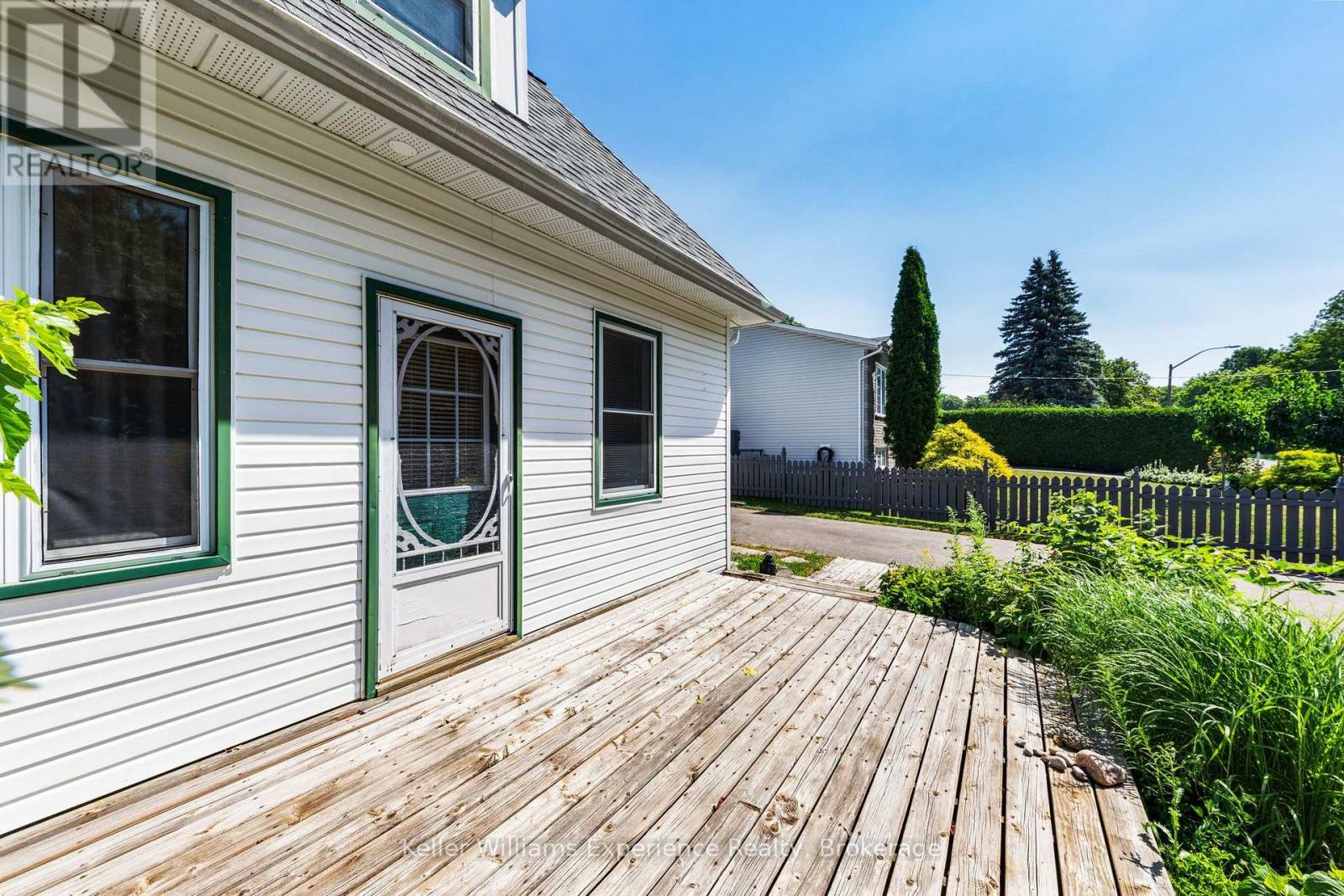 133 BURKE STREET - 3