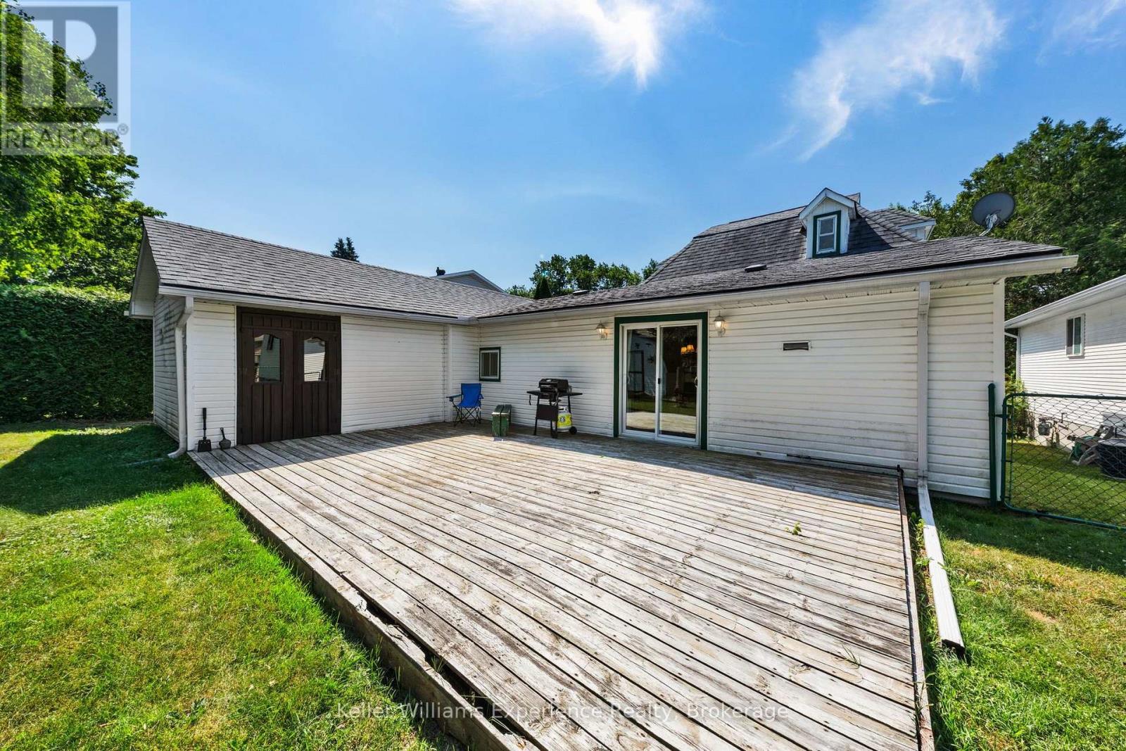 133 BURKE STREET - 32