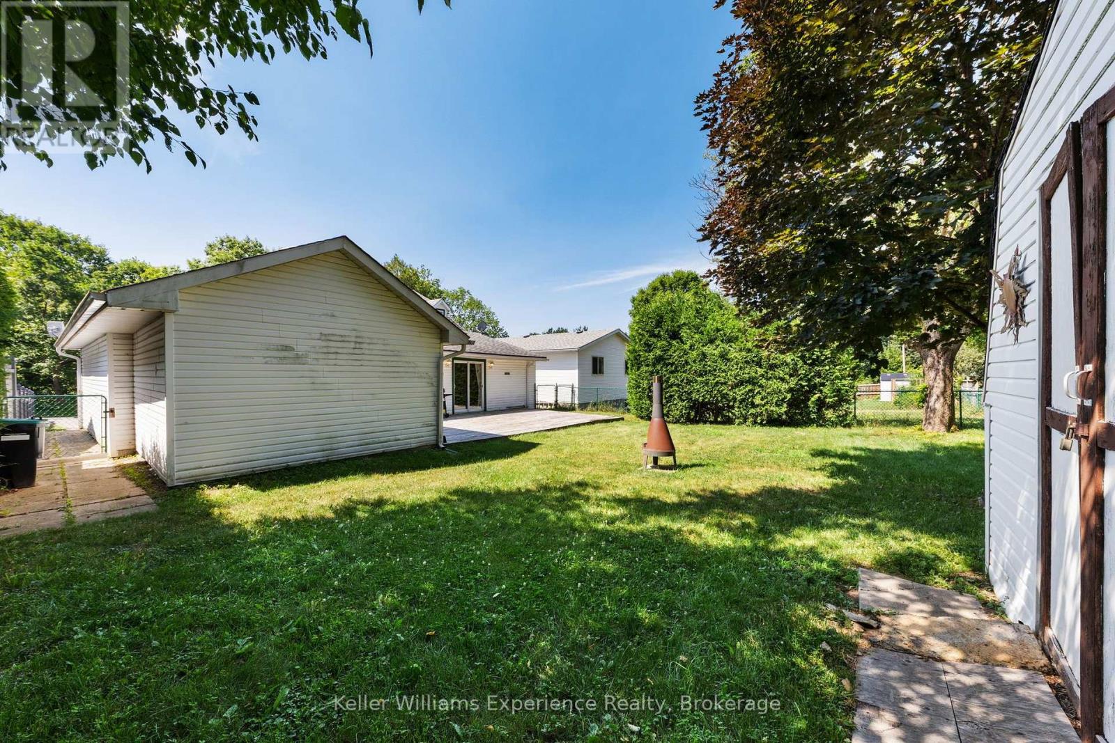 133 BURKE STREET - 36