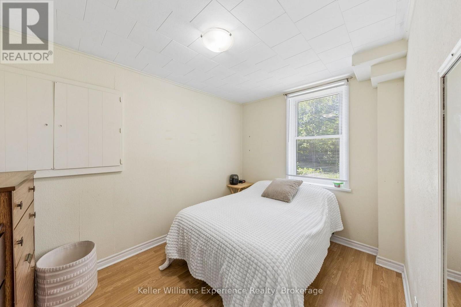 133 BURKE STREET - 9