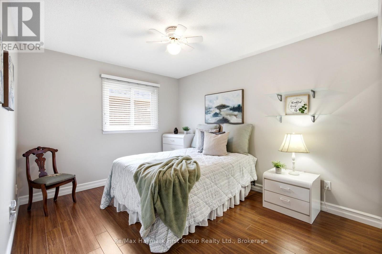 1 GLENCEDAR CRESCENT - Image 32