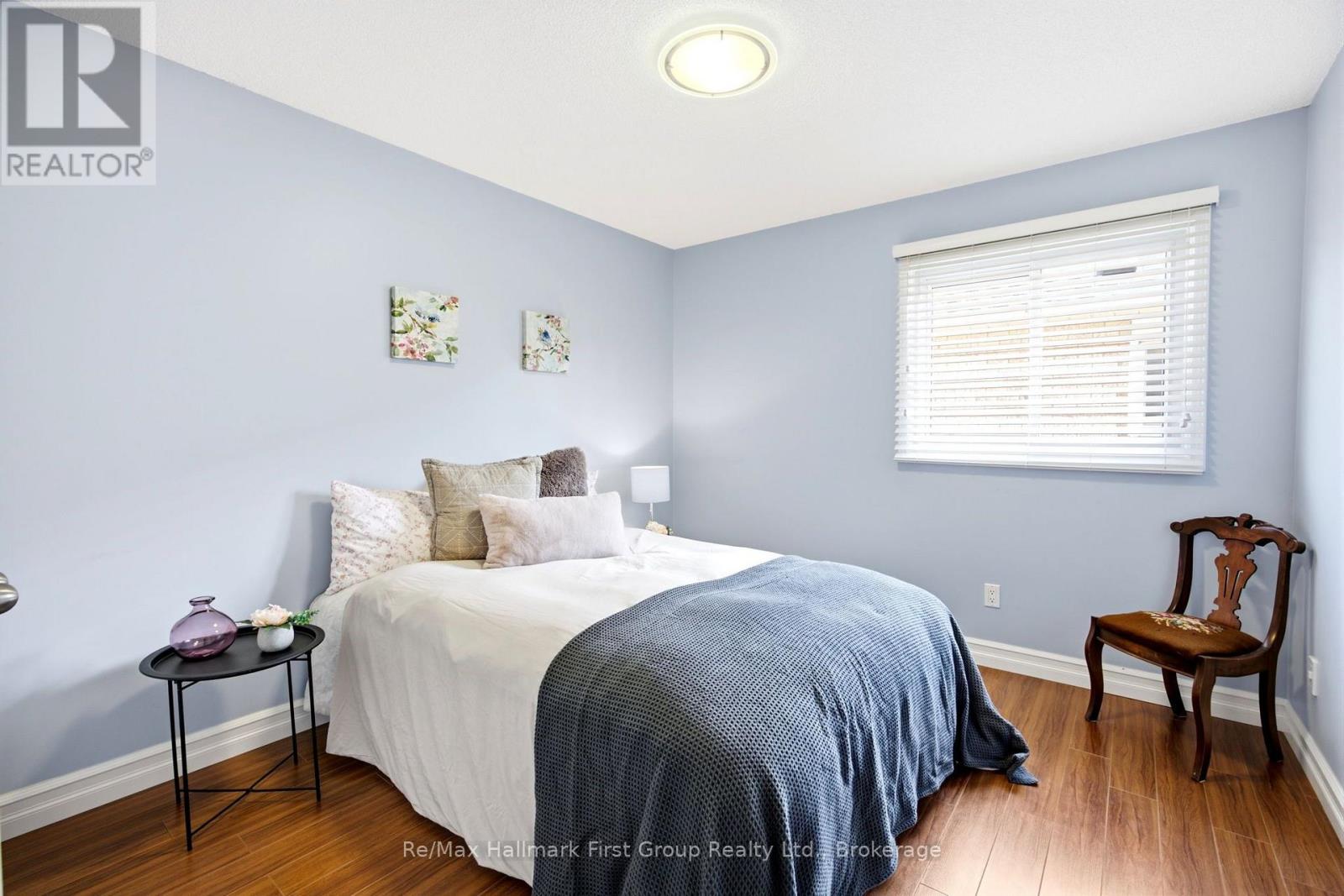 1 GLENCEDAR CRESCENT - Image 33