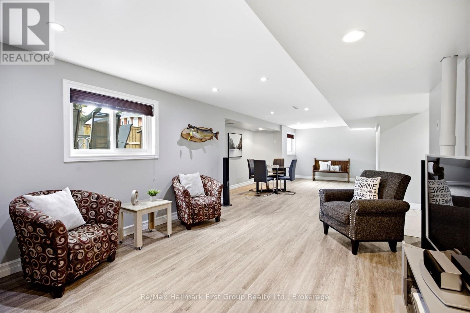 1 GLENCEDAR CRESCENT - Image 38