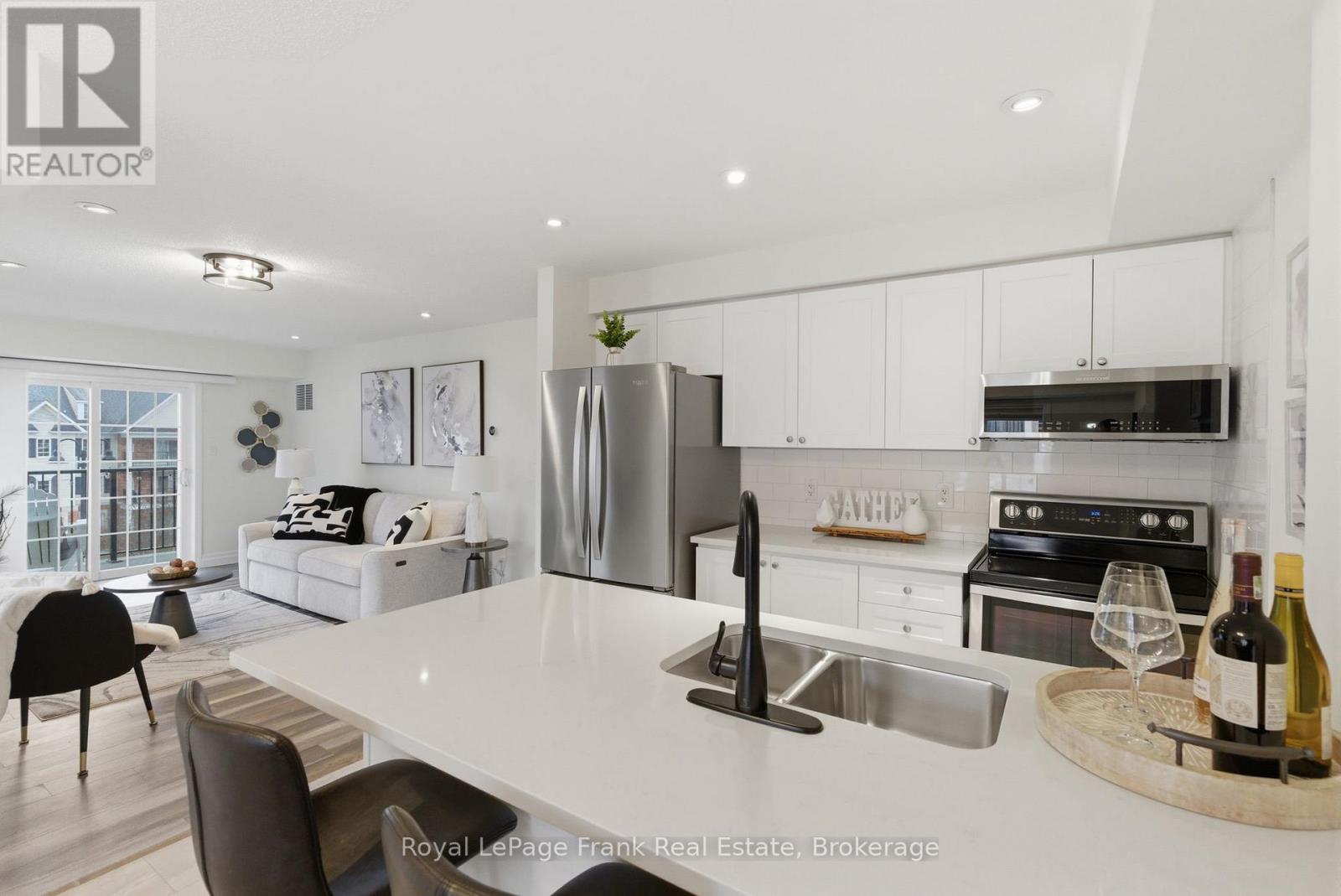 #301 75 SHIPWAY AVENUE - 12