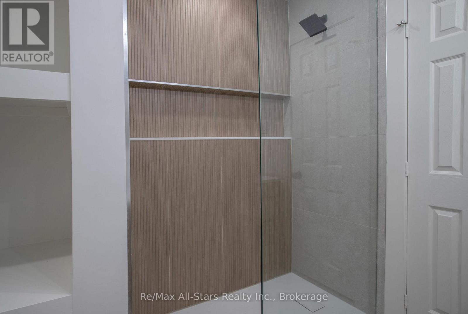 133 ROSA STREET - 19