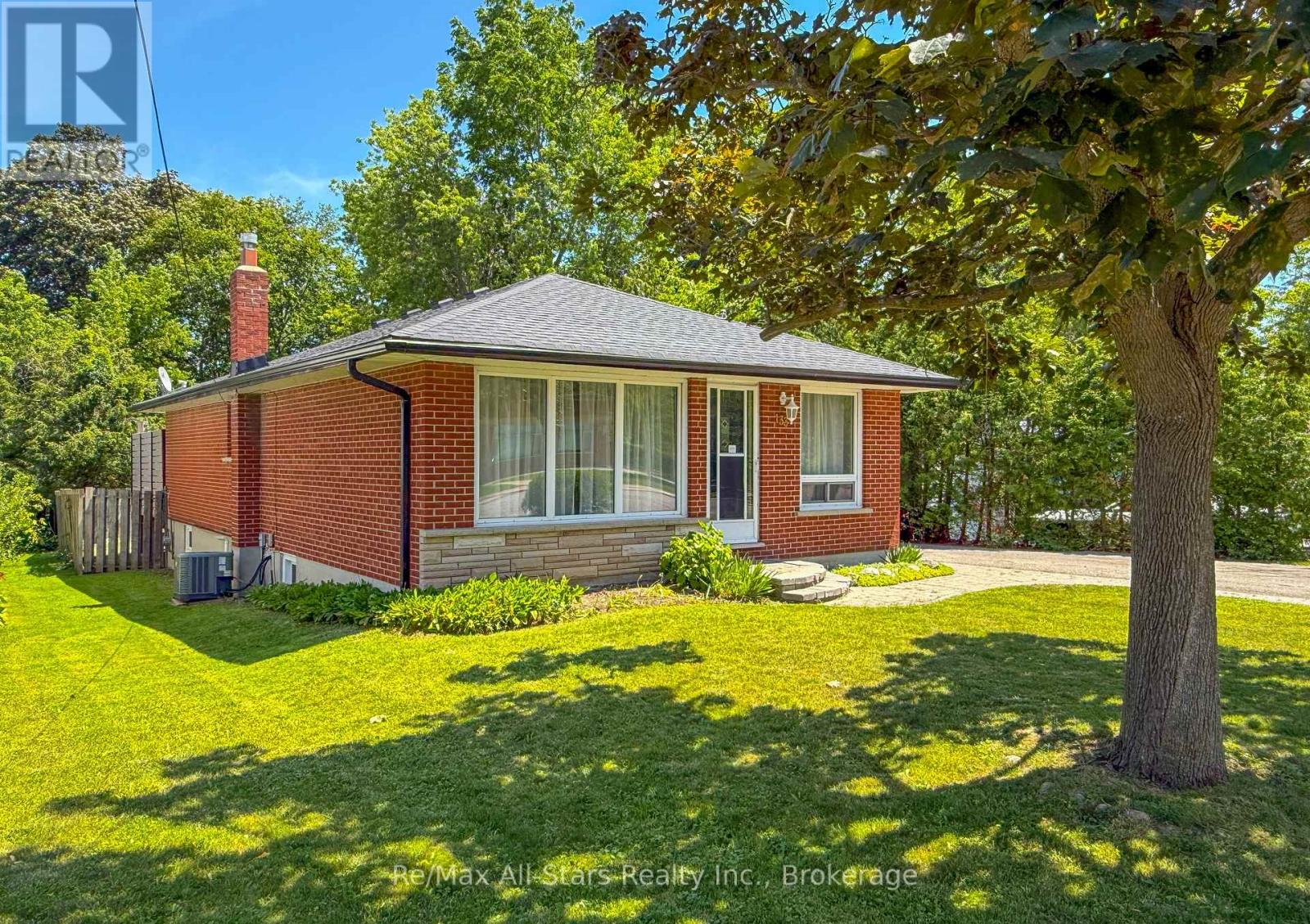 133 ROSA STREET - 35