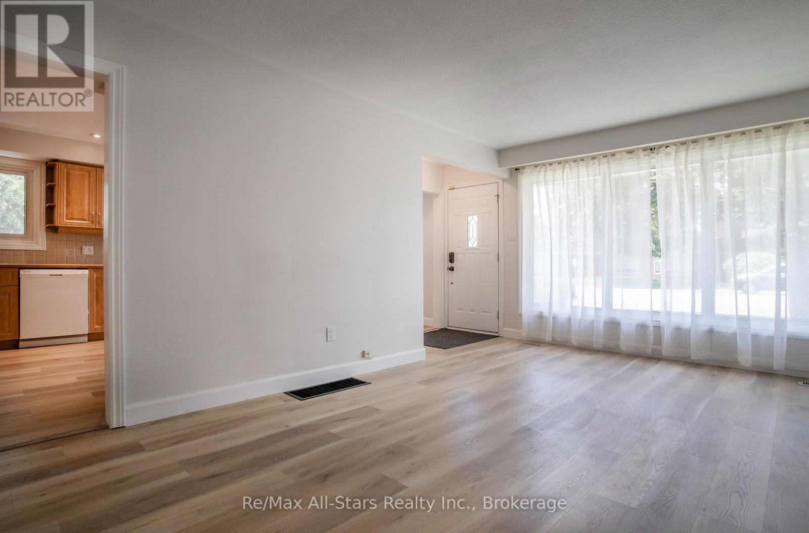 133 ROSA STREET - 5