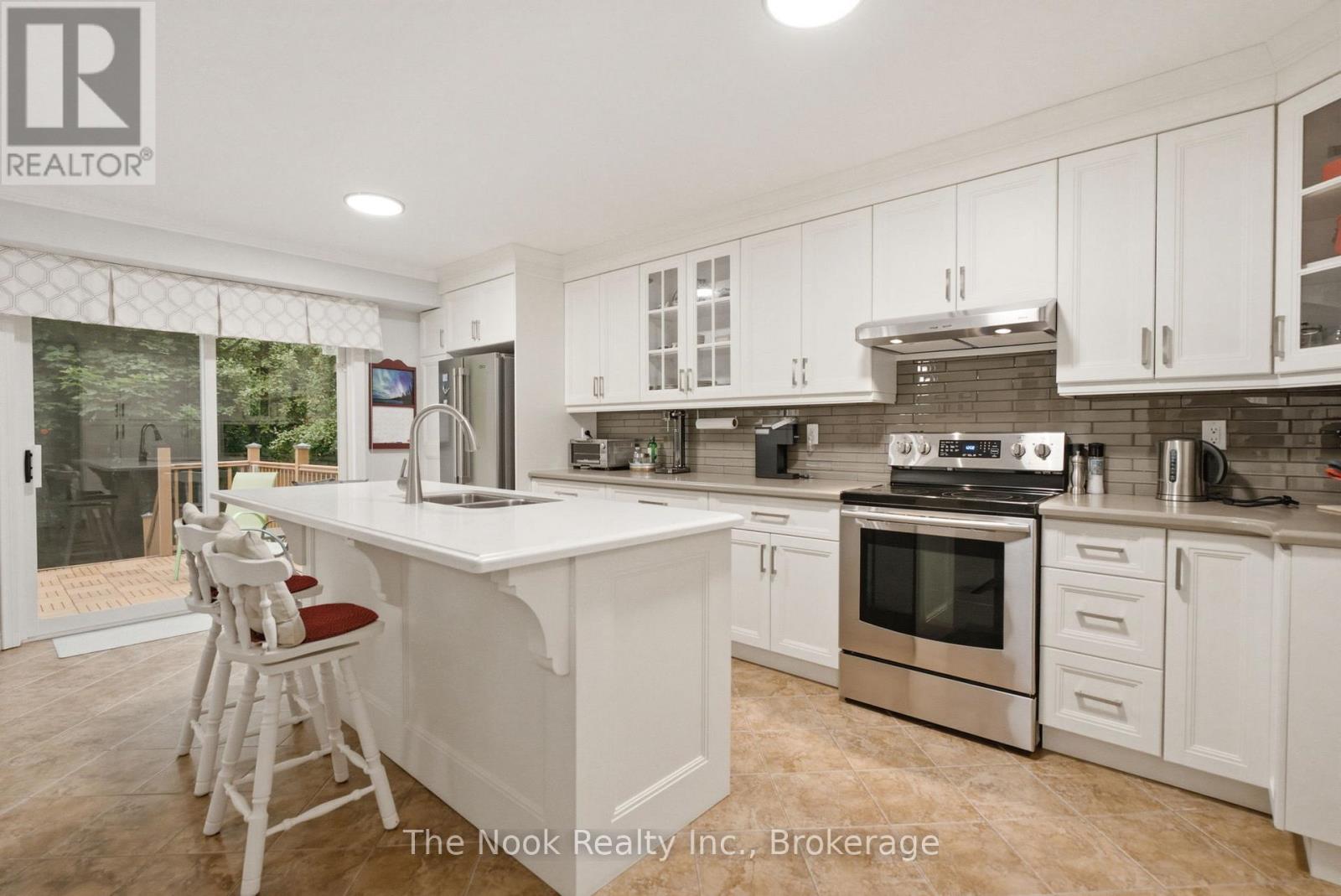 10 ORR COURT - Image 8