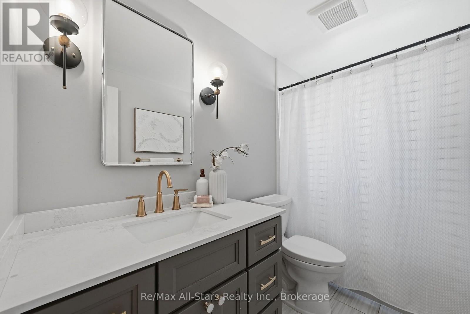 169 MARICA AVENUE - 17