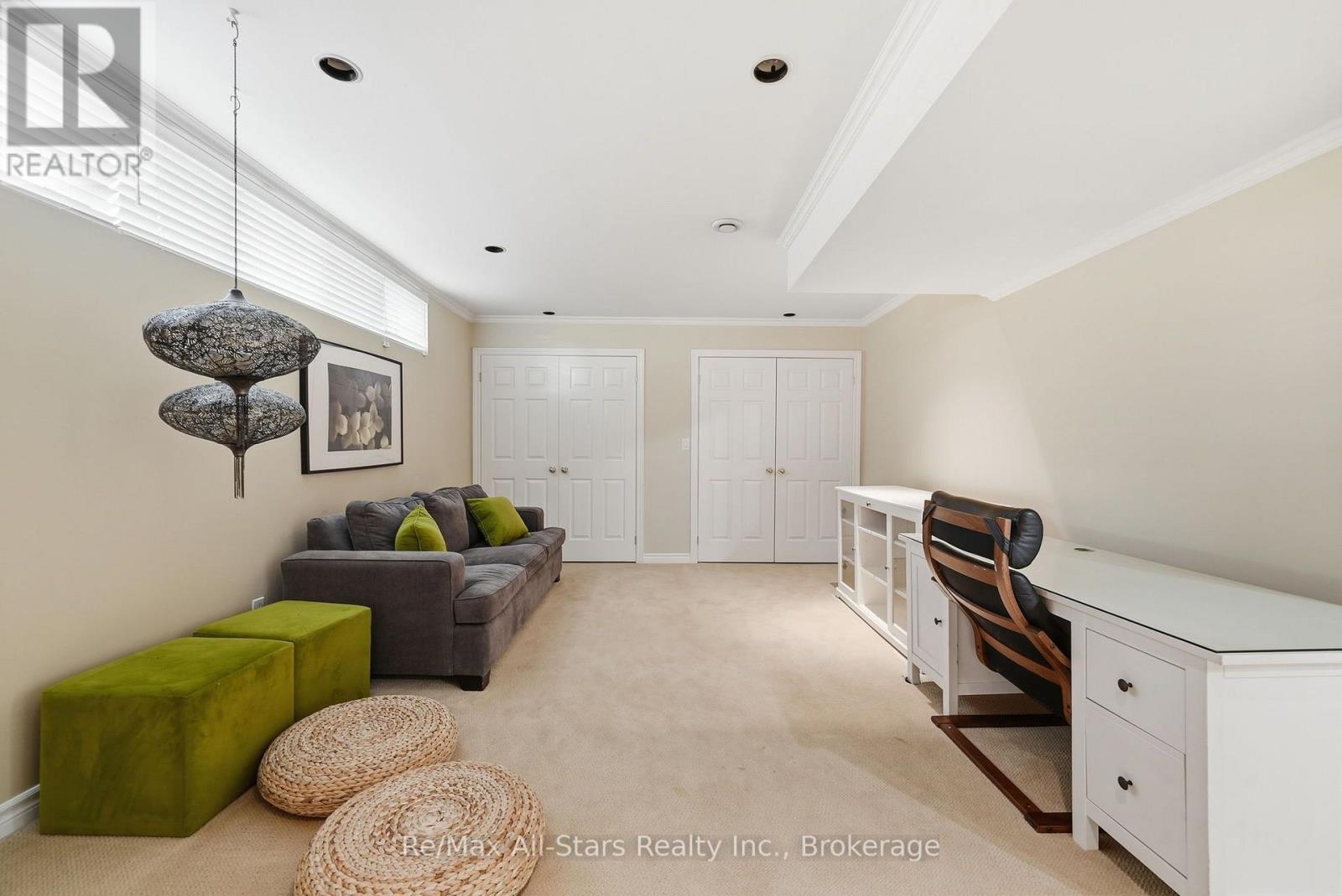 169 MARICA AVENUE - 23