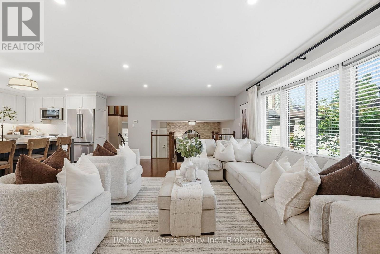 169 MARICA AVENUE - 8
