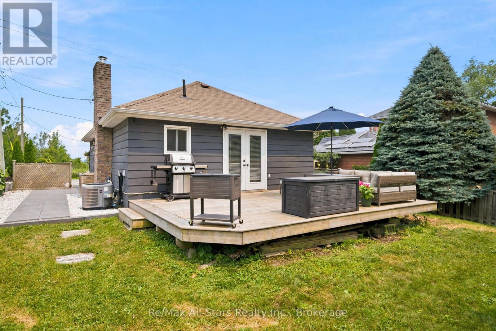 5987 LAKESHORE ROAD - 30