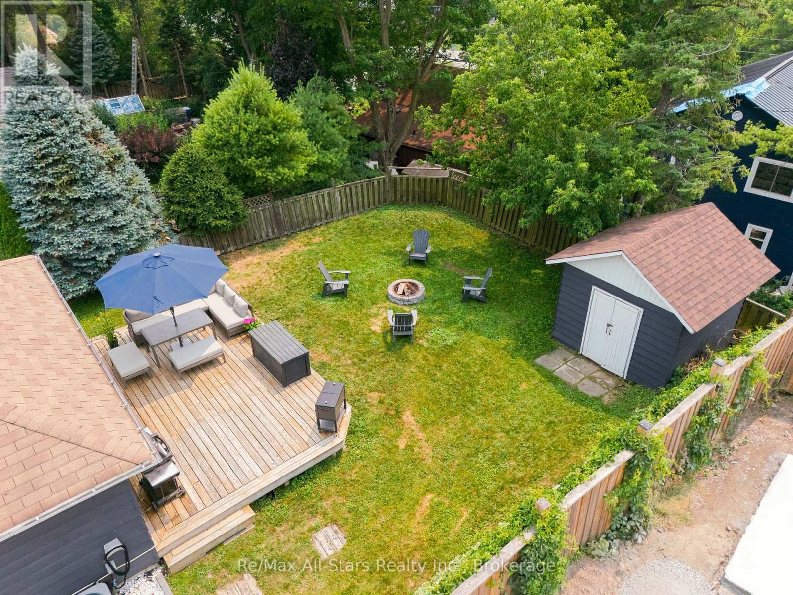 5987 LAKESHORE ROAD - 34