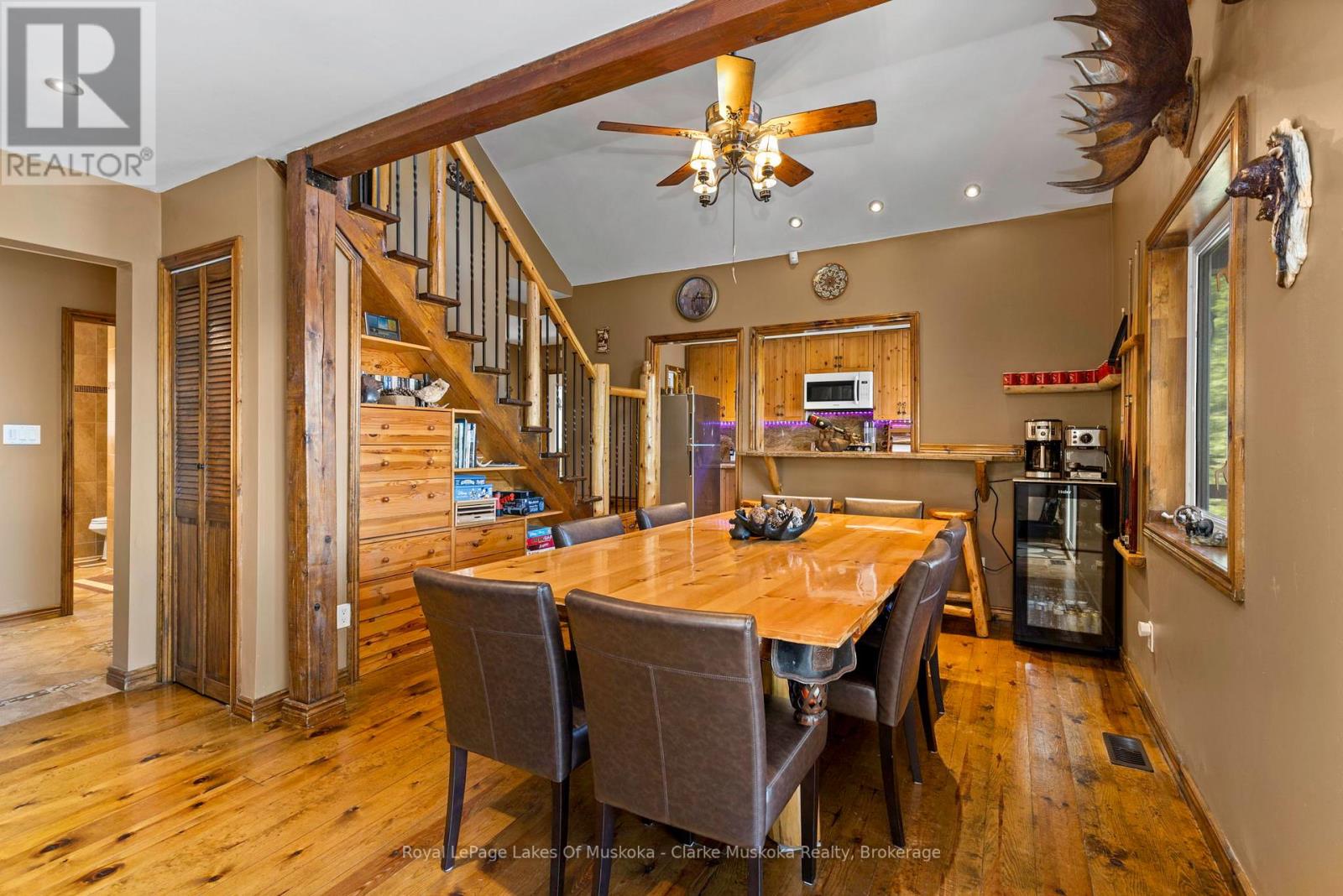 #1 1041 SUMMIT ROAD - 24