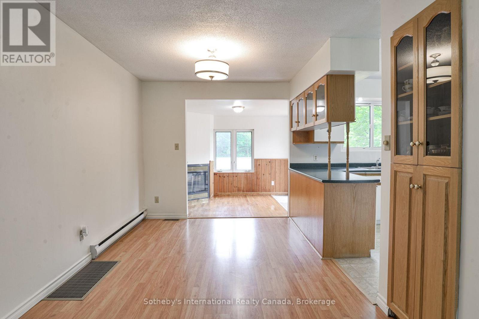 1048 OLD FALKENBURG ROAD - 9